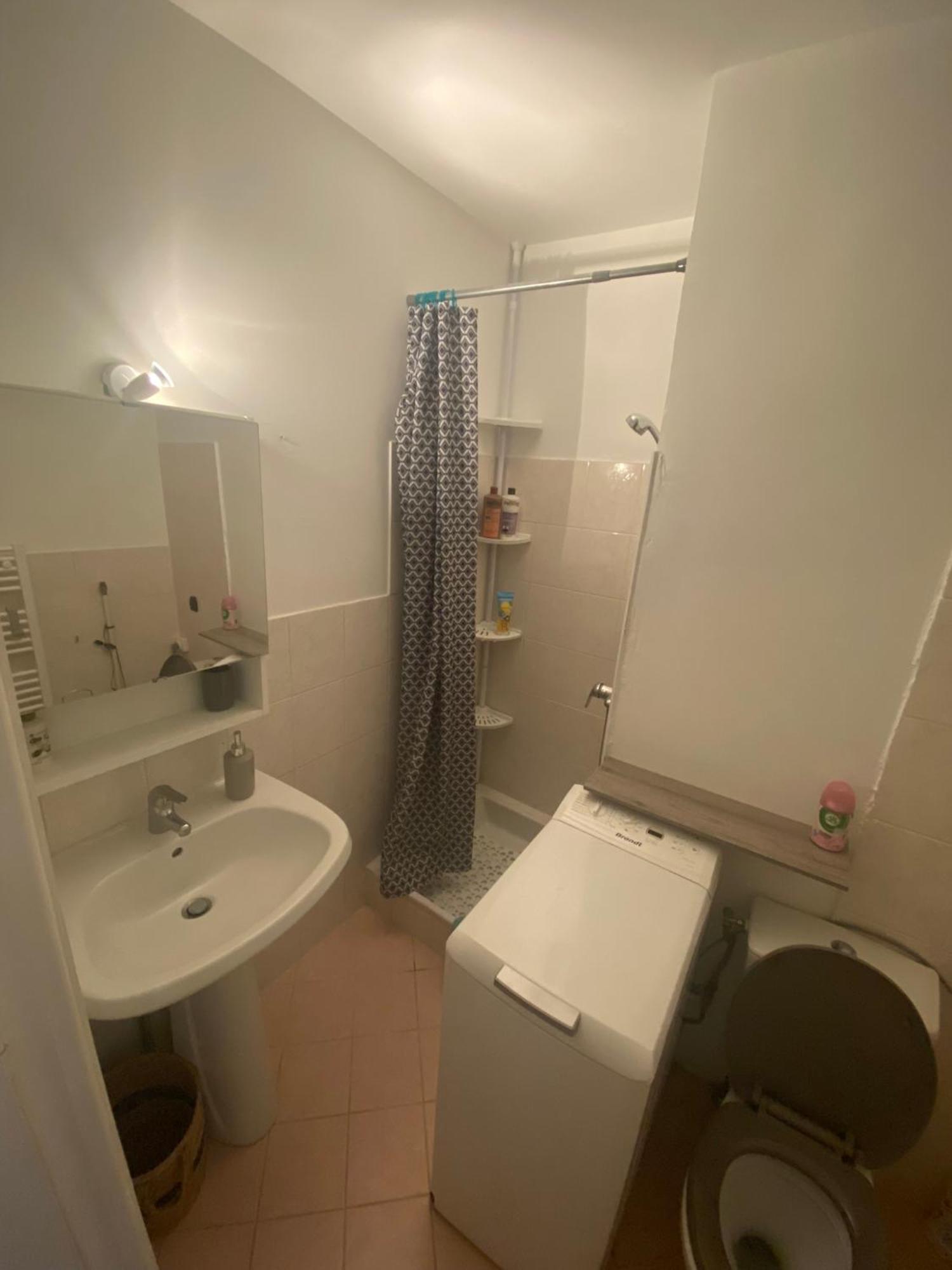 Joli Studio Neuf Av Terrasse A 50 M De La Mer Et Gare Roquebrune-Cap-Martin Εξωτερικό φωτογραφία